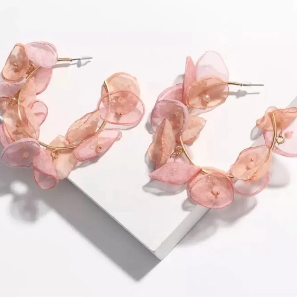 Zara Chiffon Flower Hoop Earrings - Picture 7 of 13